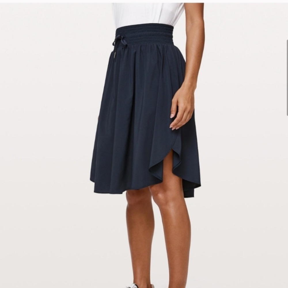 Lululemon Athleta The Everyday Skirt